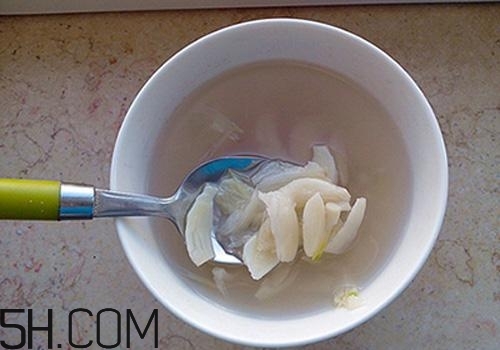 大蒜泡冰糖怎么做？大蒜泡冰糖真的能治腎虛嗎？