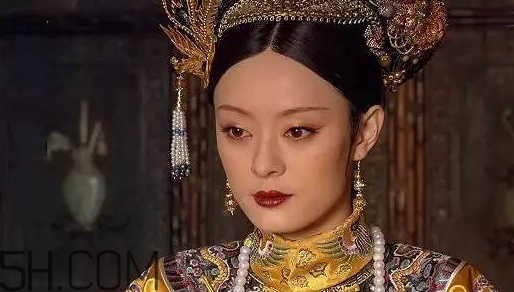 正宮紅口紅是什么顏色？正宮紅口紅試色