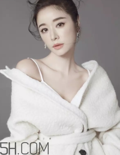 奶油杏色口紅適合什么人？奶油杏子色口紅適合黃皮嗎？