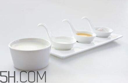 牛奶護膚有什么竅門？牛奶護膚的竅門有哪些？