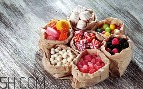 愛長痘吃什么食物好？愛長痘的食物禁忌有哪些？
