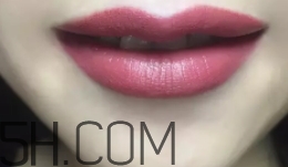 mac brick o la老氣嗎？mac brick o la適合黃皮嗎？