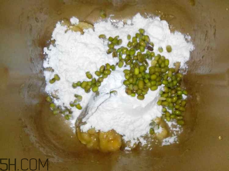 綠豆糕和香蕉能一起吃嗎？吃了綠豆糕還能吃香蕉嗎？