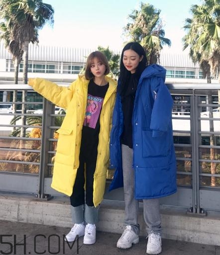 藍色棉襖配什么褲子？藍色棉服搭配褲子圖片