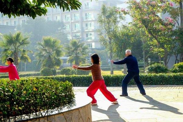 冬季應(yīng)該怎么晨練？冬季晨練的注意事項有哪些？