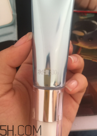 京潤(rùn)珍珠妝前乳怎么樣？京潤(rùn)珍珠妝前乳好用嗎？