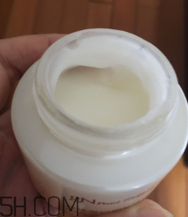 京潤珍珠面霜好用嗎？京潤珍珠面霜使用心得