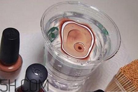水染美甲用的什么指甲油？2018秋冬美甲最新款圖片
