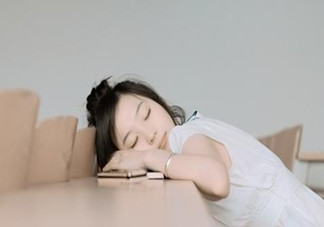 睡覺時(shí)手麻是怎么回事？手麻是哪些病的隱患？