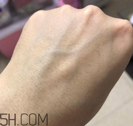 春紀(jì)咖啡醒膚緊致乳好用嗎？春紀(jì)咖啡醒膚緊致乳評測