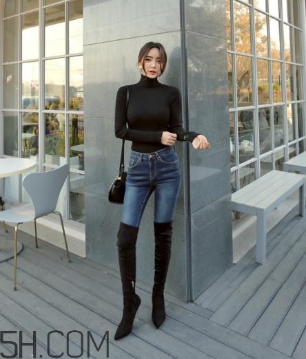 冬天穿牛仔褲配什么鞋子？冬天牛仔褲搭配鞋子圖片