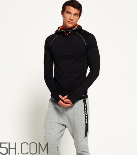 superdry衣服一般多少錢(qián)？superdry衣服價(jià)格