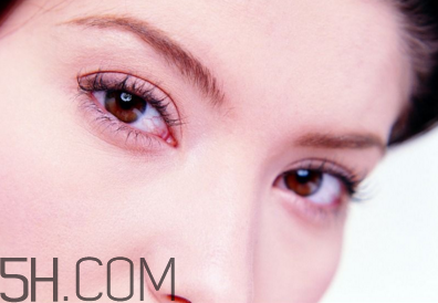 紋眉怎么做維持時(shí)間長(zhǎng)？繡眉后眉毛碰水了怎么辦？