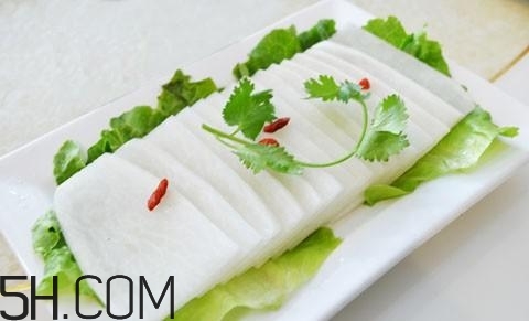 吃白蘿卜有哪些益處？白蘿卜的養(yǎng)生功效有哪些？