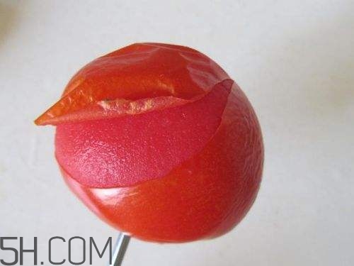 如何快速給西紅柿去皮？西紅柿怎么去皮比較快？
