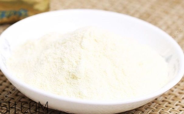 成人為什么也要喝奶粉？成人喝奶粉的好處有哪些？