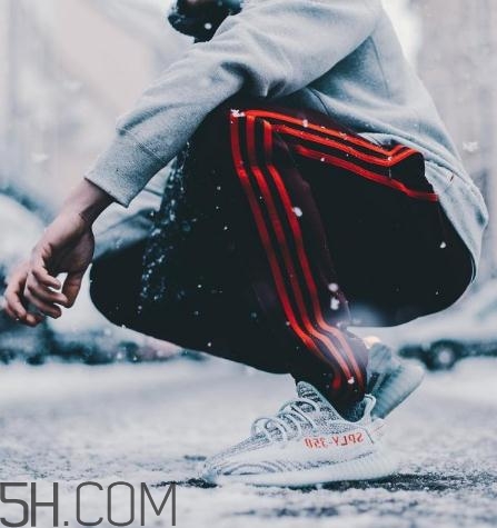 yeezy boost 350 v2 blue tint藍(lán)斑馬國(guó)內(nèi)發(fā)售店鋪有哪些？