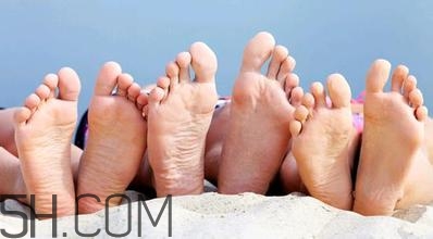 腳氣可以用酒精消毒嗎？腳氣可以用碘伏消毒嗎？