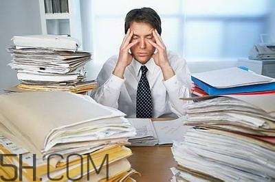 什么樣的人會(huì)得焦慮癥？焦慮癥如果不治會(huì)好嗎？