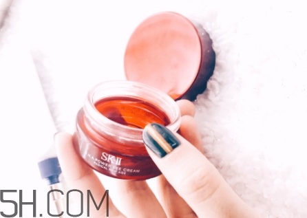 百優(yōu)眼霜和sk2眼霜哪個(gè)好？百優(yōu)眼霜和sk2眼霜對(duì)比