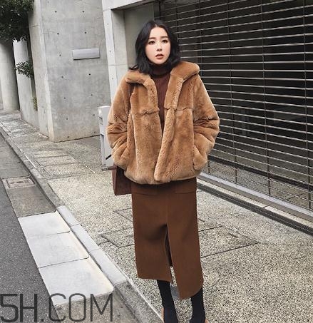 兔毛皮草掉毛嗎？兔毛皮草掉毛怎么處理？