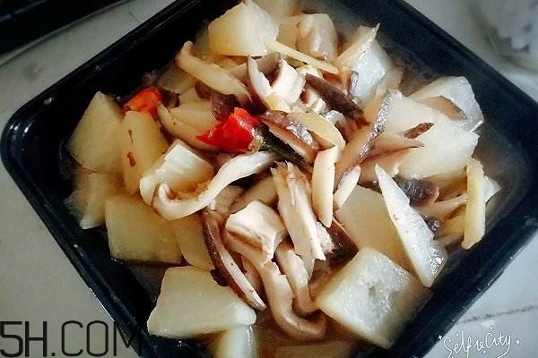 香菇和白蘿卜可以一起吃嗎？香菇和白蘿卜一起吃有什么好處？