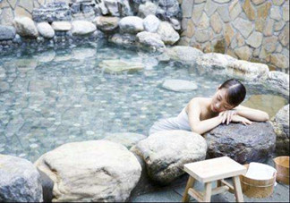 冬季泡溫泉有什么好處？冬季泡溫泉需要注意些什么？