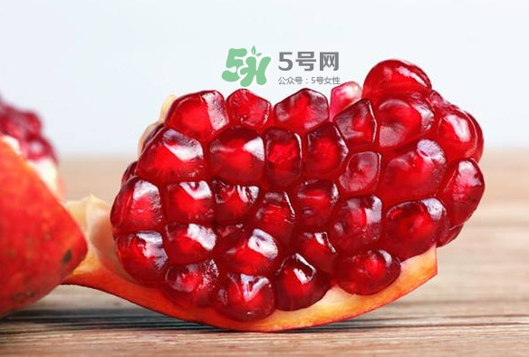 吃石榴籽有什么好處？吃石榴籽有副作用嗎？