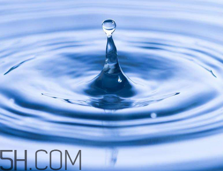 雙氧水會(huì)痛嗎？雙氧水會(huì)和什么反應(yīng)？