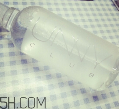 unny卸妝水和蓓昂斯哪個(gè)好？unny卸妝水和蓓昂斯對(duì)比