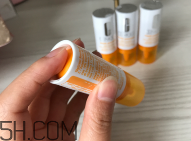 倩碧維C修復安瓶用在哪一步？能美白嗎？