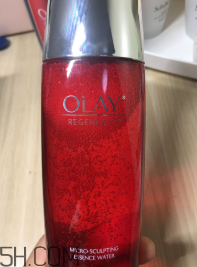 Olay新生活能水是精華水嗎？什么功效？