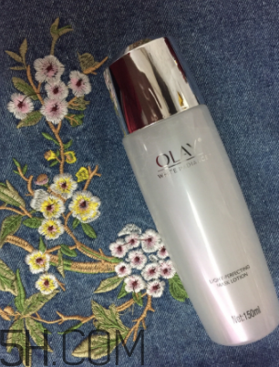 Olay15秒面膜水可以白天用嗎？能見光嗎？