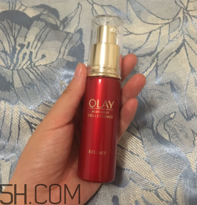 Olay小臉精華露適合什么季節(jié)用？什么膚質(zhì)？