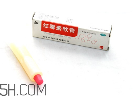 紅霉素軟膏會(huì)留疤嗎？紅霉素軟膏會(huì)堵塞毛孔嗎？