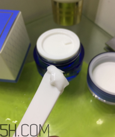蘭芝致美眼霜適合多大年齡？適合什么膚質？