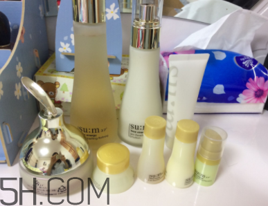SUM37時(shí)光肌底套盒有什么？適合什么膚質(zhì)？