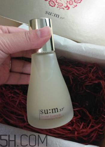 SUM37呼吸魔法精華是乳液嗎？用在哪一步？