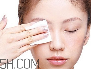 卸妝濕巾什么牌子好？卸妝濕巾的使用方法