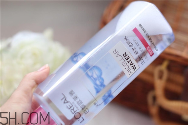 卸妝水對(duì)皮膚有傷害嗎？歐萊雅三合一卸妝水使用測評(píng)