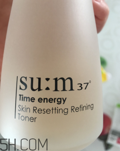 sum37修膚水是爽膚水嗎？功效是什么？