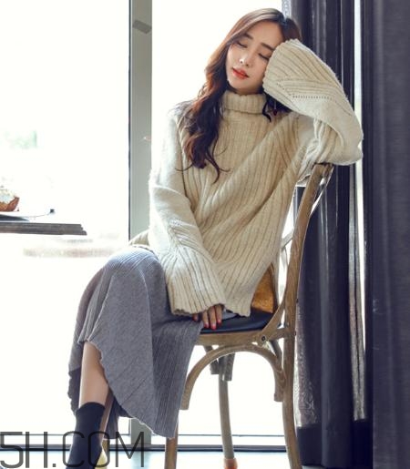 杏色和駝色哪個(gè)顯白？杏色和駝色哪個(gè)好看？