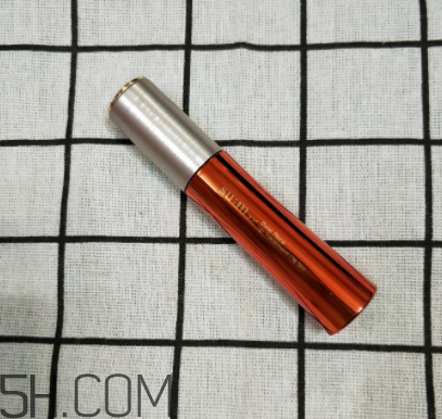 sum37呼吸唇釉是什么香味？香味好聞嗎？