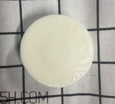 雪肌精泡沫洗顏皂適合干皮嗎？洗后緊繃嗎？