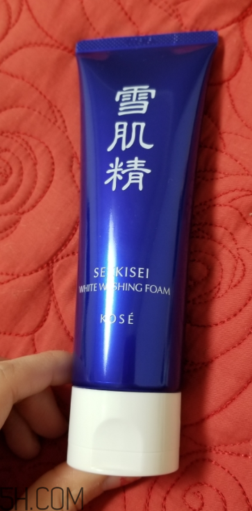 雪肌精洗面奶哪款適合敏感皮？哪款適合干皮？