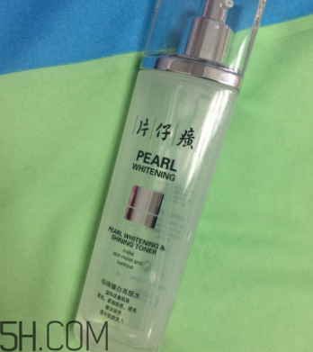 片仔癀珍珠亮膚水適合油皮嗎？適合夏季嗎？