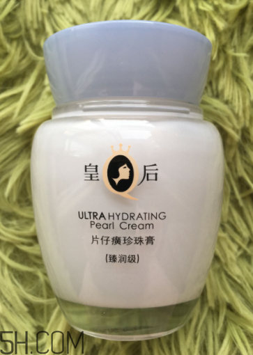 片仔癀珍珠膏夏天能用嗎？會(huì)不會(huì)很油？