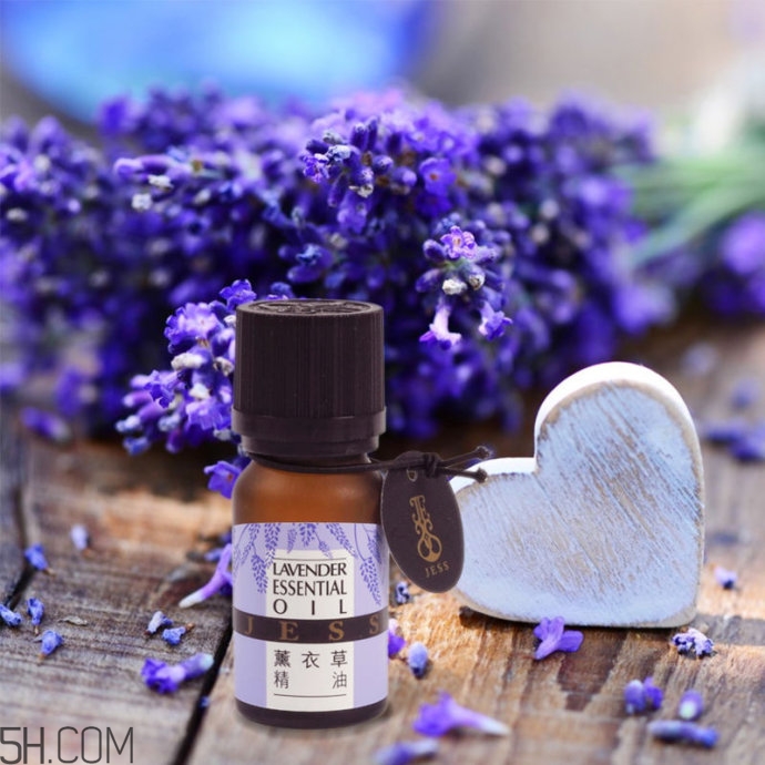 薰衣草精油泡腳的好處？薰衣草精油泡腳的方法？