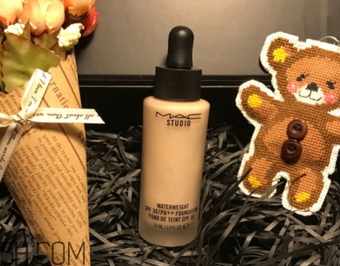 mac魅可和玫珂菲哪個(gè)好？mac魅可和make up for eve對(duì)比