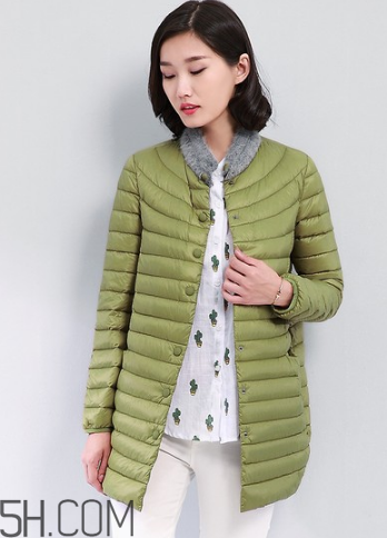 輕薄羽絨服保暖嗎？羽絨服的充絨量標(biāo)準(zhǔn)多少？